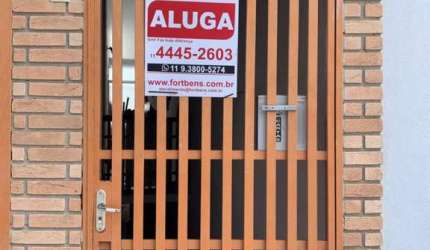 Casa Para Alugar com 1 quartos no bairro Laranjeiras em Caieiras