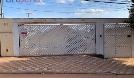 Casa Para Vender com 2 quartos 2 suítes no bairro Região Central em Caieiras