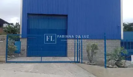 Barracão / Galpão / Depósito para alugar no Petrópolis, Joinville  por R$ 5.800