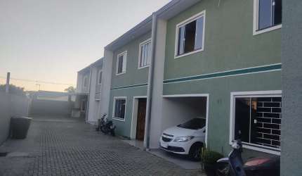 Casa - Sobrado Padrão, para Venda em Curitiba/PR