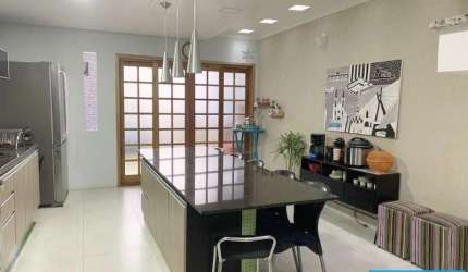 Sobrado à para Venda na Vila Ester (zona Norte), excelente localização, ao lado da Avenida Braz Leme, 3 suítes e 2 vagas de garagem