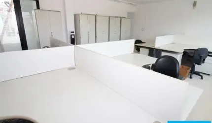Casa comercial para Locação em Santana, em excelente locação, ao lado do Metrô Santana, com 11 salas e 8 vagas