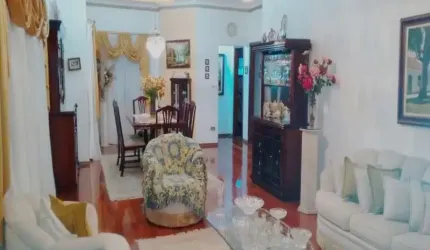 Casa Térrea para venda no Horto Florestal, excelente localização, ao lado da Avenida Nova Cantareira, 5 suítes e 4 vagas de garagem.