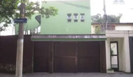 Lindo Sobrado de esquina no Jardim Guapira, ao lado do Clube Guapira, 4 dorms(2 suítes) e 4 vagas