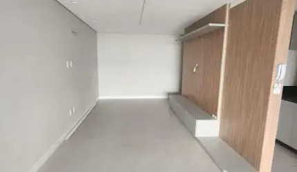 Amplo apartamento para locação com 03 dormitórios suítes 03 vagas de garagem no Torres da Brava - Praia Brava
