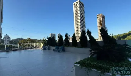 Aconchegante Apartamento no Brava Hill com 02 Dormitórios 01 Vaga na Praia Brava