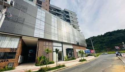 Imóvel para Locação Semi-mobiliado com 02 Suítes 01 Vaga de Garagem com Ampla Área de Lazer com Conforto e Segurança