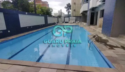 Amplo apartamento em prédio com lazer