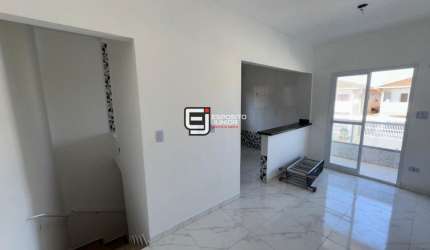 Casa com 2 dormitórios à venda por R$ 310.000