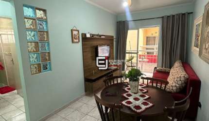 Apartamento com 1 dormitório à venda, 45 m² por R$ 245.000