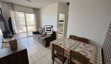 Apartamento com 2 dormitórios à venda, 64 m² por R$ 505.000