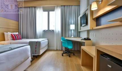 Apartamento no PREMIADO HOTEL PARK INN RADISSON, ideal para quem deseja investir. - Pompeia -Santos SP