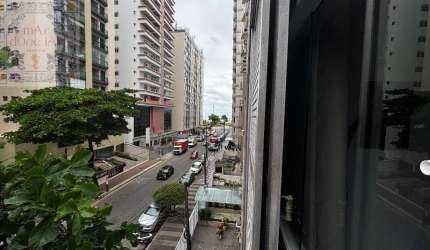 Venda Apartamento no Edifício Porto em Santos SP -  mAr dOce lAr a meia quadra da praia frente rua com vista mar lateral na Aparecida.