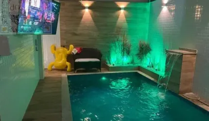 Casa porteira fechada com piscina aquecida suite master e muito mais - Ponta da praia - Santos/SP