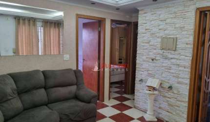 Apartamento com 2 dormitórios 1 Vaga coberta Jardim Adriana