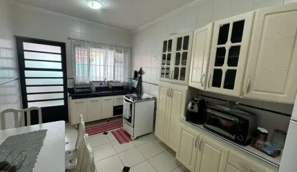 Sobrado com 5 dormitórios à venda, 212 m² por R$ 700.000,00 - Vila Augusta - Guarulhos/SP