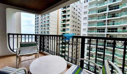 Perto da praia - Apartamento com 4 Suítes e lazer no calçadão da praia de Pitangueiras no Guarujá.