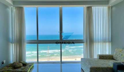 À venda de frente para o mar - Apartamento reformado em porcelanato com vista total do mar na praia das Pitangueiras em Guarujá