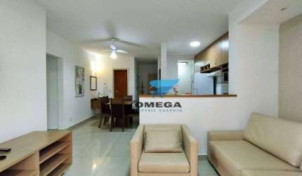 PERTO DO MAR - Flat com varanda e 2 dormitórios à venda na praia das Pitangueiras - Guarujá/SP
