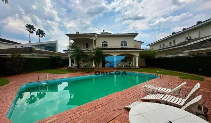 Casa à venda em Condomínio Jardim Acapulco no Guarujá | Omega Imóveis