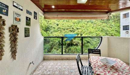 Apartamento com vista mar à veda na praia das Pitangueiras no Guarujá I Omega Imoveis
