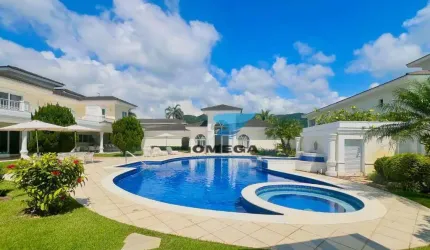 Casa à venda no Jardim Acapulco em Guarujá | Omega Imóveis