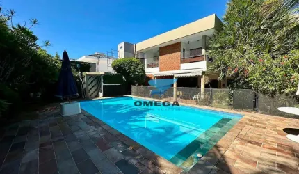 CAsa à venda no Jardim Acapulco em Guarujá | Omega Imóveis
