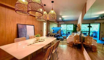 Apartamento à venda na praia das Pitangueiras no Guarujá I Omega Imoveis