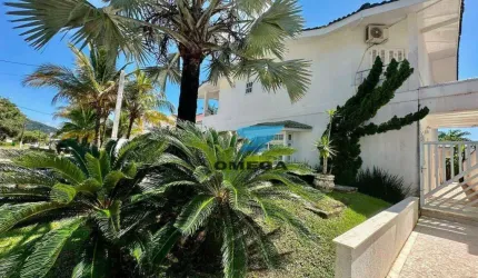 Casa à Venda no Condomínio Jardim Acapulco no Guarujá | Omega Imóveis