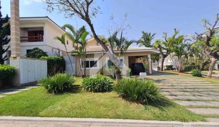 Casa Luxuosa em Santana de Parnaíba - 5 Dormitórios à Venda