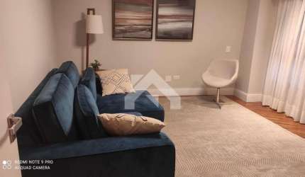 Luxuosa Casa em Alphaville: 4 Suítes e 550m² à Venda