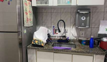 Apartamento com 2 dormitórios à venda, 56 m² por R$ 210.000,00 - Vila Sacadura Cabral - Santo André/SP