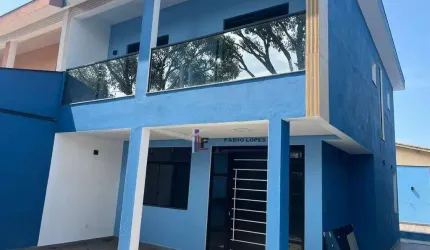 SOBRADO À VENDA EM ITANHAÉM , BAIRRO JD. SUARÃO .