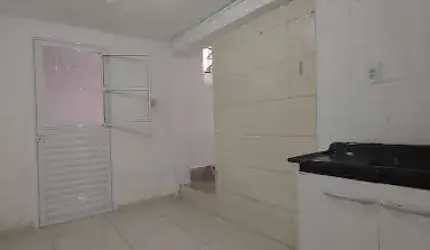CASA PARA LOCAÇÃO NA VILA PALMARES