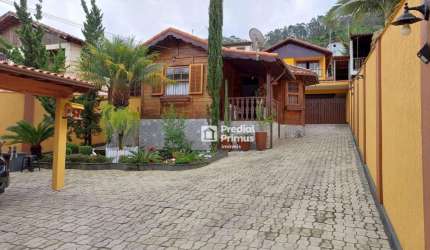 Casa linear com 2 dormitórios à venda, 116 m² por R$ 640.000 - Jardim Califórnia - Nova Friburgo/RJ