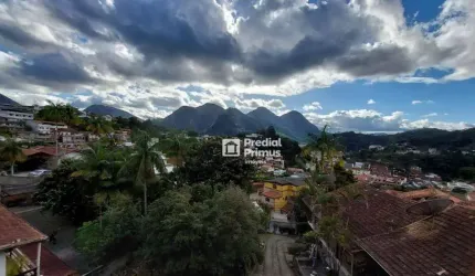 Casa em bairro nobre, com 2 dormitórios à venda, 165 m² por R$ 650.000 - Braunes - Nova Friburgo/RJ