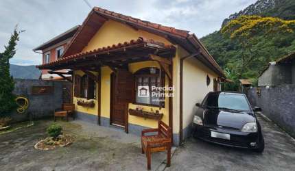 Casa à venda, 180 m² por R$ 500.000,00 - Sítio São Luís - Nova Friburgo/RJ