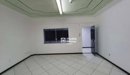 Sala para alugar, 27 m² por R$ 919/mês - Conselheiro Paulino - Nova Friburgo/RJ