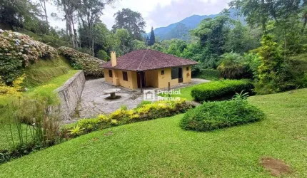 Casa com 3 dormitórios para alugar por R$ 2.494,00/mês - Mury - Nova Friburgo/RJ