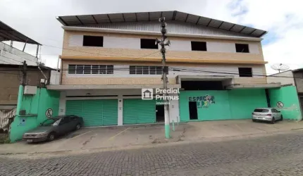 Prédio comercial em 3 pavimentos