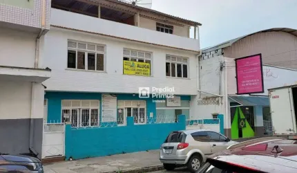 Casa à venda por R$ 540.000,00 - Olaria - Nova Friburgo/RJ