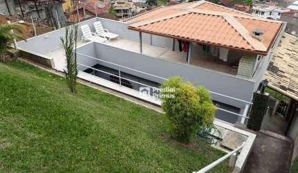 Casa à venda por R$ 630.000,00 - Loteamento Barão - Nova Friburgo/RJ