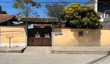 Casa com localização privilegiada, 2 dormitórios à venda, 219 m² por R$ 467.000 - Centro - Maricá/RJ
