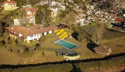 Hotel à venda em Campos do Jordão, Vila Abernéssia, com 8 suítes, com 1500 m²