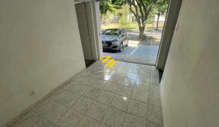 Sobrado à venda em Campinas, Cambuí, com 6 quartos, com 204.63 m²