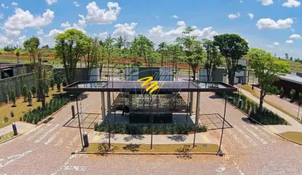 Terreno à venda no Condomínio Pedra Bela.