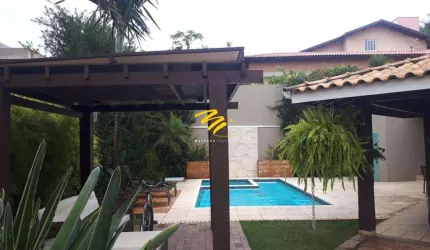 Sobrado à venda em Valinhos, Santa Cruz, com 3 suítes, com 280 m², Terras do Caribe
