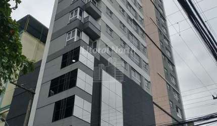 Edifício em fase de acabamento á venda em Balneário Camboriú.