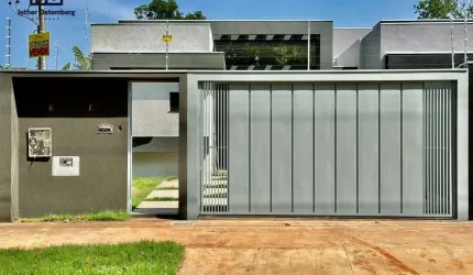 Casa para Venda em Campo Grande, Parque Residencial Rita Vieira, 3 dormitórios, 1 suíte, 2 banheiros, 5 vagas