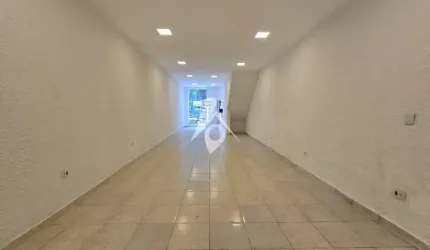 Prédio Comercial 240m² - 8 salas 250m do metro
